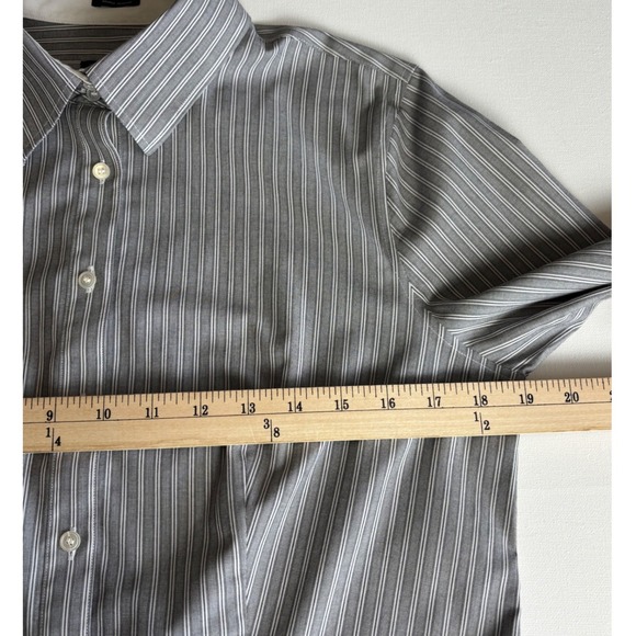 Talbots Wrinkle Resistant Striped Button Down Shirt Grey Womens 10 Career Siren - Picture 6 of 8